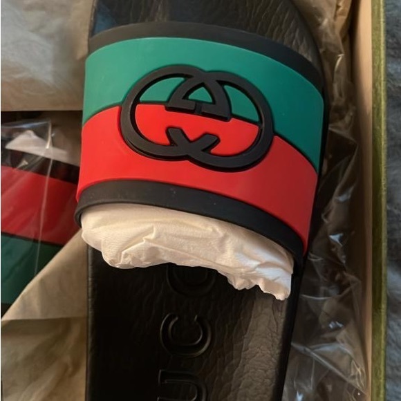 Gucci slides new in box - Picture 7 of 9